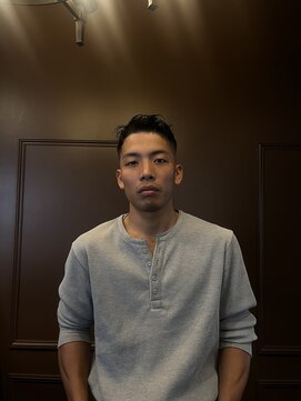 マチルダ(Matilda) スキンフェードショート