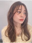 ぱらっとバングな大人カジュアルロングstyle