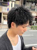 ランダムスパイキーショート　短髪　アップバング