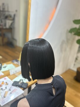 ミツバ(3tuba) プツッとボブ