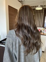 リュンヌ 門前仲町(lune)&nbsp;切りっぱなしボブハイライトベージュカラーショートレイヤーロブ