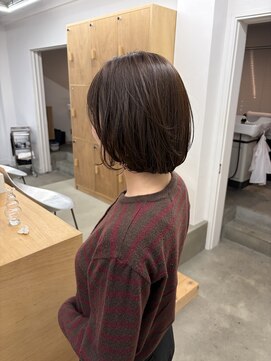 バド(bado) パーソナルカラーに合わせたブラウン