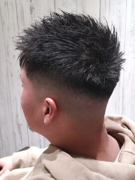 ヨシザワインク バンダイ(YOSHIZAWA Inc. BANDAI) 新潟/万代/バーバー/メンズ専門/フェードカット/スキンフェード