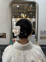 サンクチュアリ 箕面店(Sanctuary)&nbsp;シニヨンスタイル