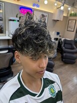 シックスバーバーショップ(SIX BARBER SHOP)&nbsp;スペインカール