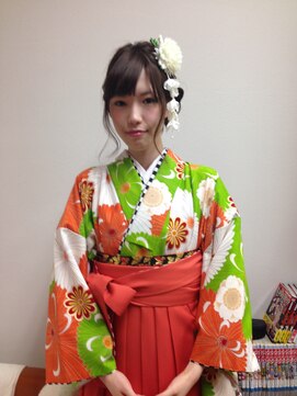 ヘアメイク ジェイエム 2018年卒業式   袴着付け&ヘアセット 12、000円 ※電話予約のみ