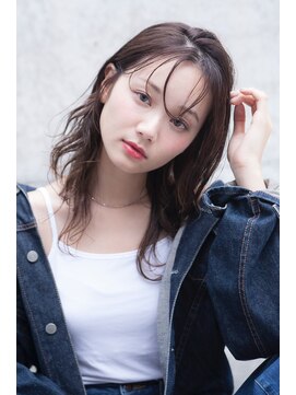 テイラー(Taylor) ナチュラルブラウン☆ウェットミディ