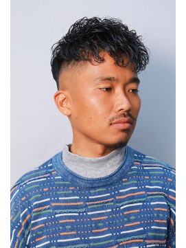 エヌドットバーバー ヒロオ(N.BARBER HIROO) フェードカット　ハードパーマ　フェードパーマ＜広尾/恵比寿＞