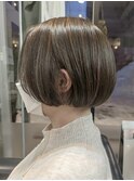 ナチュラルハイライト 丸みボブ