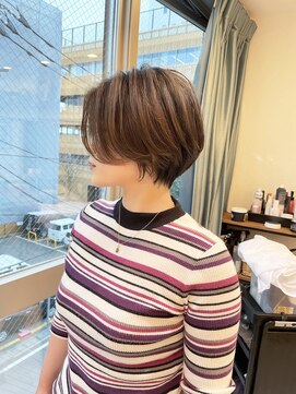 ロンドプロフィール 浦和(Lond profil) フェザーハンサムショート