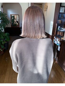 ノーマン(NORMAN) ホワイトベージュ(Mine)