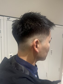 ジーナ 川崎(Zina) ナチュラルフェードカット　zina志村