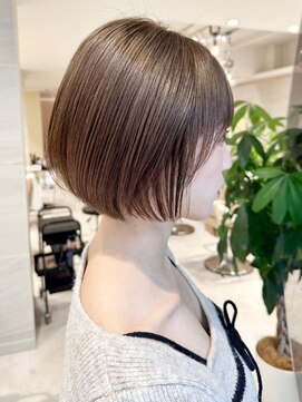 ミズチャーム(Ms.CHARM) ミニボブ/透明感まろやかブラウン