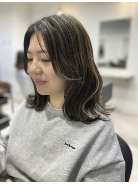 アデプト 北千住店(adept) ★韓国風　ハイライト　くびれヘア【北千住】