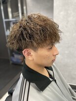 リプレイ 草津店(RIPLAY)&nbsp;ダークアッシュ/アッシュブラック/カルマパーマ/ベリーショート