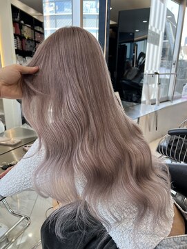 ラピス 渋谷本店(Lapis) ホワイトパール/シールエクステ/レイヤーカット/韓国風巻き