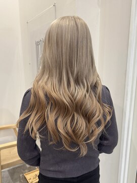 ケシキ大名(keshiki) ホワイトベージュのグラデーションカラー/YUKA