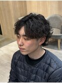 センターパートウルフ×波巻きスパイラルパーマ