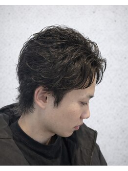 Yula 中野店/メンズ/men'sパーマ/髪質改善の写真/骨格と髪質を見極める緻密なカウンセリング。男女問わず魅力を引き出す洗練スタイル[メンズ/髪質改善/中野]