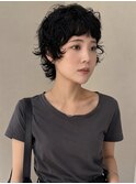 ショートウルフパーマウルフショート黒髪パーマオン眉パーマ