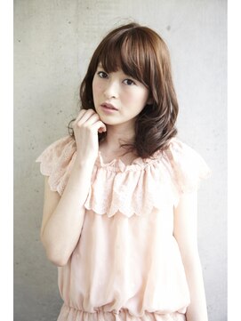 ルカ(Luca) 【人気NO.１モテヘア♪】　愛されモテカラー×愛されモテミディ