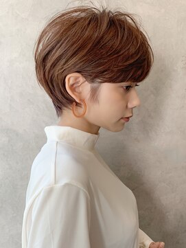 アヴァロン(AVALON) 30.40代にオススメ×ふんわり柔らかく×耳かけ丸みショート◎