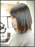 カット＋毛髪再生縮毛矯正ストレート（クリスタル縮毛矯正）