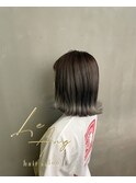ダークグレー