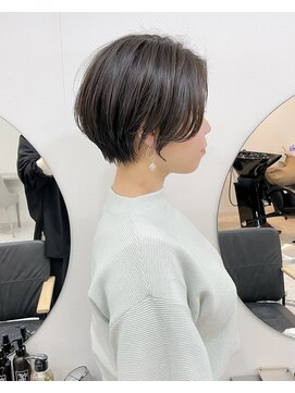 メモリーズ 銀座(Memories) ショートボブ/大人巻き/ぷつっとボブ/ナチュラルモード/銀座駅