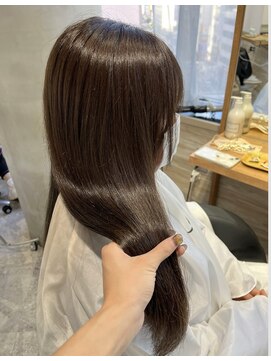 リーオオサカ(Lee Osaka) 艶カラー×イルミナカラー/kana