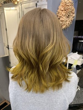 ヘアスタジオニコ(hair studio nico...) beige×yellow