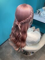 リエラ 新宿(RIERA)&nbsp;ハーフアップ髪リボン