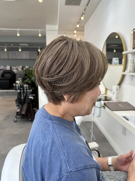 アルトル 池袋(altru) ◇大人可愛い30代40代50代白髪ぼかしショートボブくびれショート