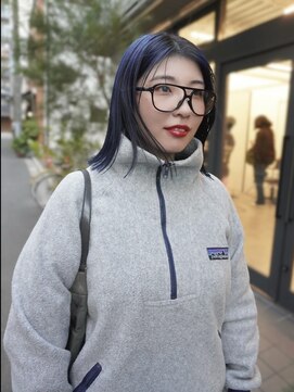 エルメ クラマエ(Elme) 切りっぱなしボブ×ネイビーブルー★