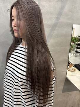 シロ(SHeIRO) グレージュ