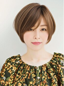 お洒落で暗すぎない白髪染めはハイライトで叶える◎透明感や色味を楽しみたい大人女性はぜひ＊