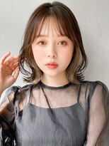 アグノス 青山(Agnos)&nbsp;大人可愛いセミディ似合わせカット斜めバングダークアッシュ