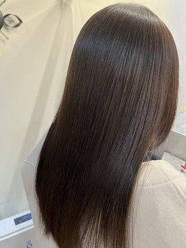 エイチバイシオミエイチ 神戸三宮(H by shiomi H) ノンダメージ縮毛矯正