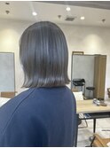 オリーブグレージュ