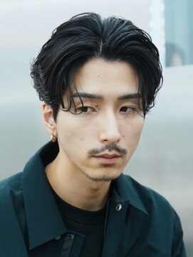 レタッチバイフィフス(RETOUCH by fifth) センターパートニュアンスパーマシャドウパーマフェザーパーマ
