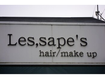 LES．　SAPES