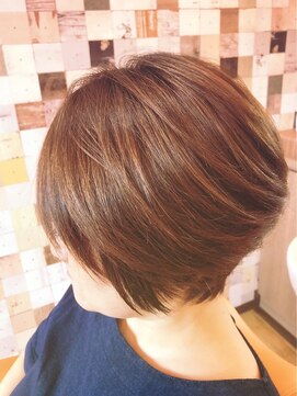 ポウタ(POUTO) 小顔ショート