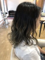 ベルポートヘア(Bellport hair)&nbsp;外国人風グラデーションonグレージュ