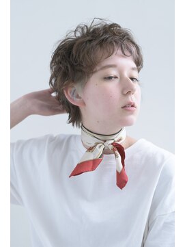 ヤヨイブレインズフェアリー(YAYOI BRAINS fairy) マニッシュでラフに決まるパーマスタイル