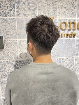 ロンド ストラーダ 心斎橋(Lond strada) 【津賀 涼】大人カッコいい刈り上げビジネス束感ショート☆