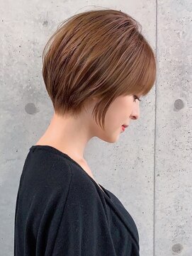 ザシー オモテサンドウ(The C) 30代40代50代◎大人ナチュラルレイヤーショートボブ　表参道