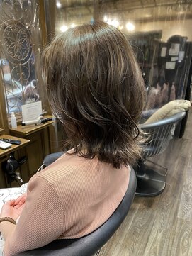 サンテ 東神奈川(Sante) 外はねミディアムスタイル