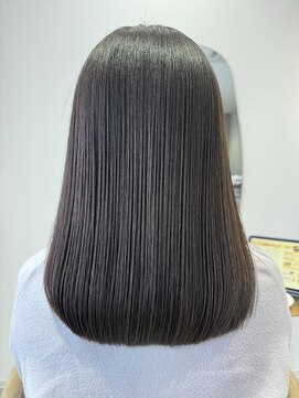 セレーリオ(Selelio) ダークグレージュ