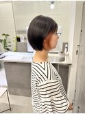 イヤリングカラー/ショートボブ/オレンジイヤリングカラー