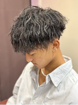 トモズヘアデザイン(Tomo's Hair Design) ツイストスパイラル×ホワイトメッシュ